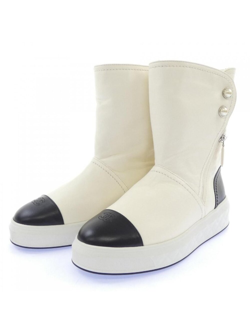 Chanel Boots Black - Picture 3 of 6